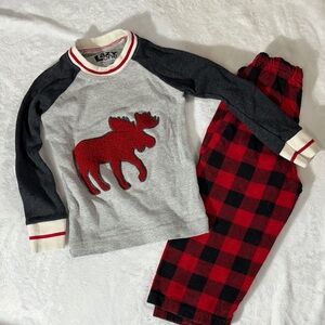 EUC Lazy One 3d Moose appliqué Set - Gray and Red Plaid 2t